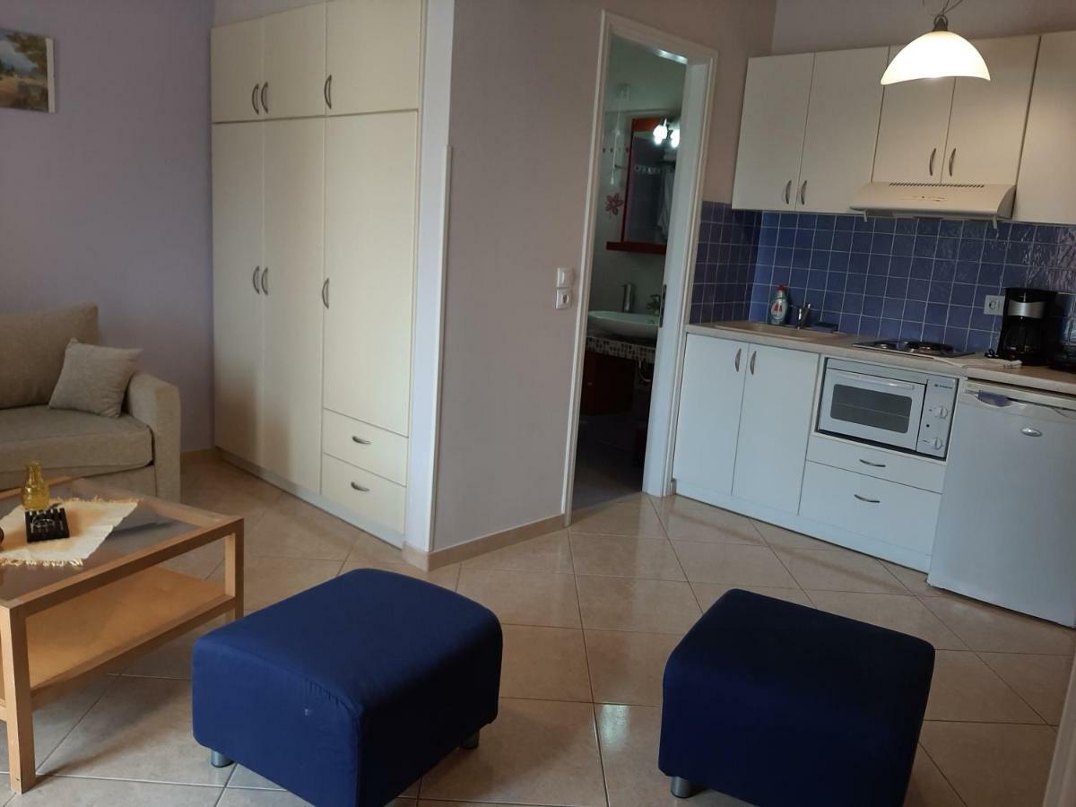 Marina Apartments Kokkari Esterno foto